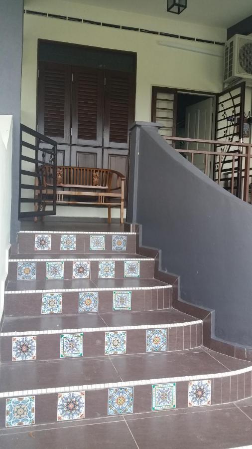 Teratakmuslim H'H Vila Malacca Exterior foto